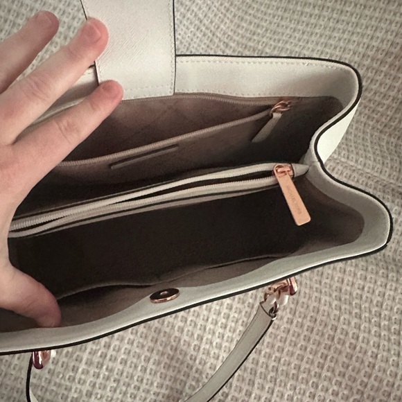 Michael Kors purse and wallet - Picture 3 of 8